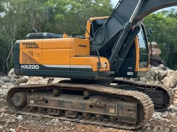 EXCAVADORA HYUNDAI R 220 HX 2.webp