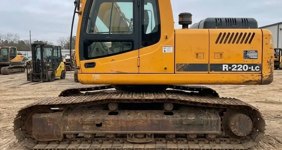EXCAVADORA HYUNDAI R-220-LC.webp