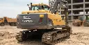 EXCAVADORA VOLVO EC210-LC 20 TONS 2.webp