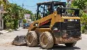 MINICARGADOR CATERPILLAR 242-B 3.webp