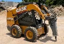 MINICARGADOR CASE SR-200 C/MARTILLO O SIMILAR